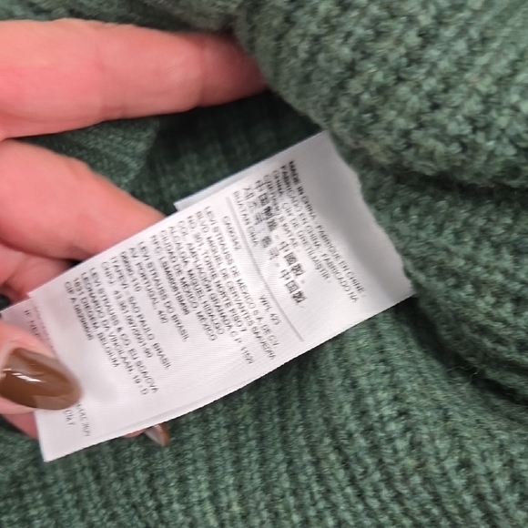 Levi's Forest Green Crewneck Sweater - Picture 7 of 11